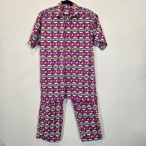Unisex Good & Plenty Pajamas Size Medium Shirt and Pant Set
